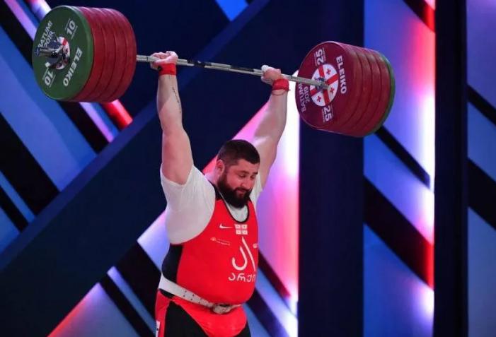 ლაშა ტალახაძემ ახალი მსოფლიო რეკორდი დაამყარა