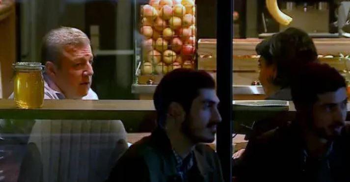 ეკა ბესელია გიორგი კვირიკაშვილს კაფეში შეხვდა - რაზე ისაუბრეს დეპუტატმა და ყოფილმა პრემიერმა