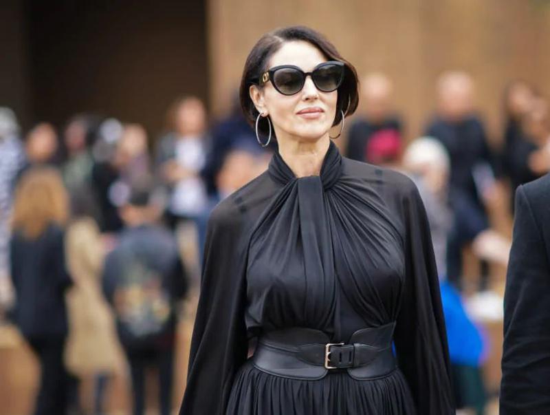 55 წლის მონიკა ბელუჩიმ კვლავ ყველა დაჩრდილა - მსახიობი გამჭვირვალე სამოსში არაჩვეულებრივად გამოიყურებოდა