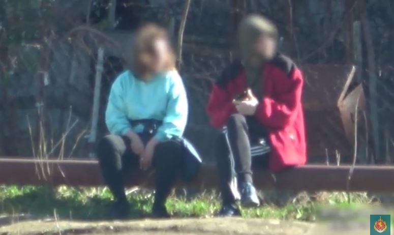 შსს-მ ნარკოდანაშაულისთვის ოჯახის 4 წევრი - დედ-მამა და ორი შვილი დააკავა