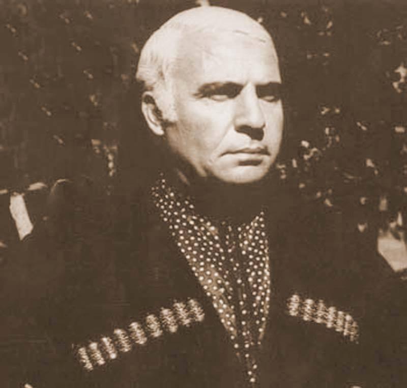 საუკუნის ხმად წოდებული თემურ ქევხიშვილი გარდაიცვალა - ლოტბარის გარდაცვალებას "ფეისბუქზე" მომღერლები ეხმაურებიან