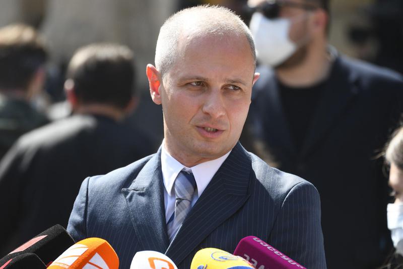 რატომ არ დაესწრება ნიკა მელია სასამართლო პროცესს, სადაც მისთვის აღკვეთის ღონისძიების გადასინჯვაზე უნდა იმსჯელონ? - ადვოკატის განმარტება