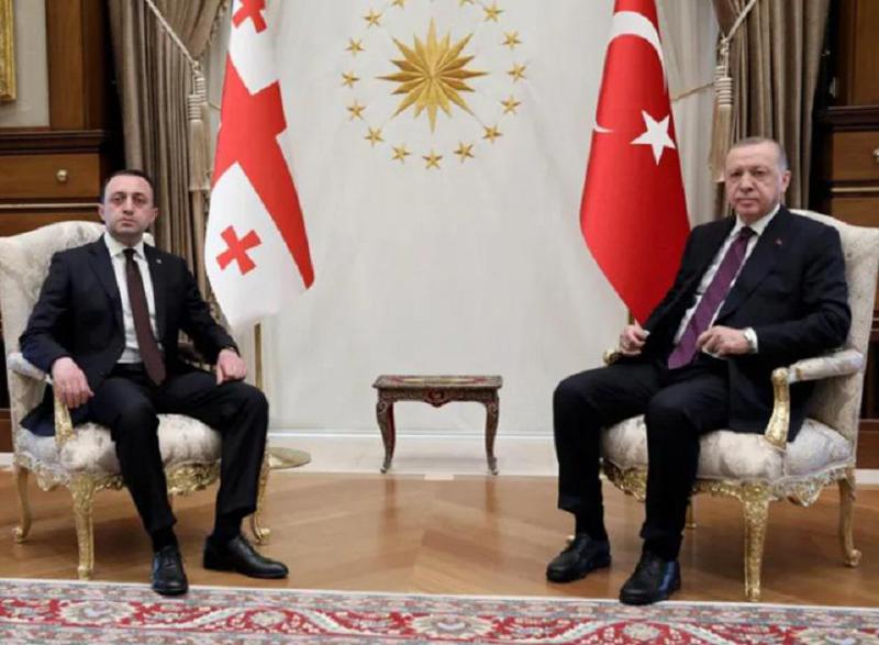 ირაკლი ღარიბაშვილსა და რეჯეფ თაიფ ერდოღანს შორის სატელეფონო საუბარი შედგა - რა საკითხები განიხილეს მხარეებმა