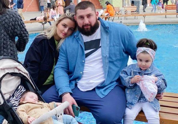 "თავზარდაცემული დაბრუნდა ლაშა კლინიკიდან, მითხრა, თუ ოდესმე დიდი თანხა მექნება, ამ ბავშვებს უნდა დავეხმაროო" - რას ჰყვება ლაშა ტალახაძის დედა