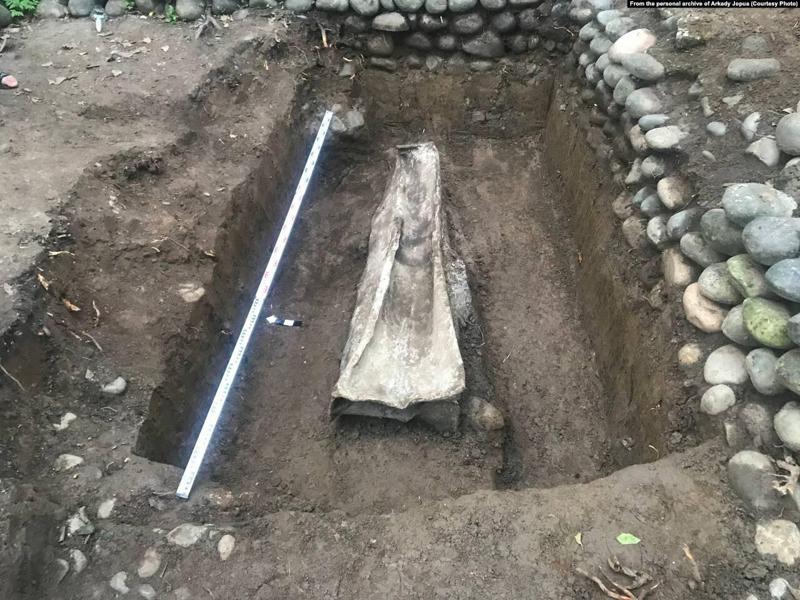 ოკუპირებულ აფხაზეთში ტყვიის სარკოფაგი აღმოაჩინეს - "მასში დიდგვაროვანი ან მაღალი იერარქიის სასულიერო პირია ჩასვენებული"