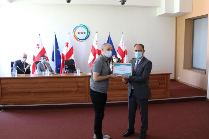 დავით ნარმანიამ სტუ-ს ენერგეტიკისა და  ელექტროინჟინერიის პროგრამის წარჩინებული სტუდენტები დააჯილდოვა