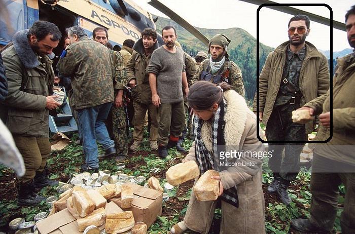 როდესაც 28 წლის შემდგომ, ომის ფოტოზე მოულოდნელად შენს თავს ამოიცნობ...