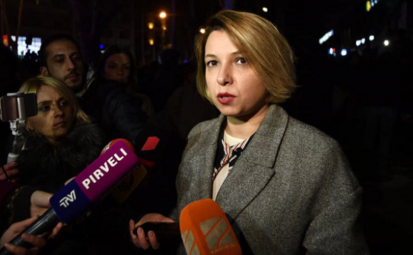 "მიხეილ სააკაშვილს პირადი და ჰიგიენის გარკვეული ნივთები სჭირდება..." - რა განაცხადა ნინო ლომჯარიამ გორის ჰოსპიტალში ექსპრეზიდენტის მონახულების შემდეგ?