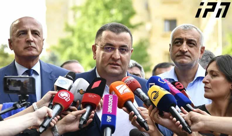 რა ახალ ინფორმაციას ამხელს ხაზარაძისა და ჯაფარიძის ადვოკატი გიორგი გახარიას წერილის ექსპერტიზის შემდეგ