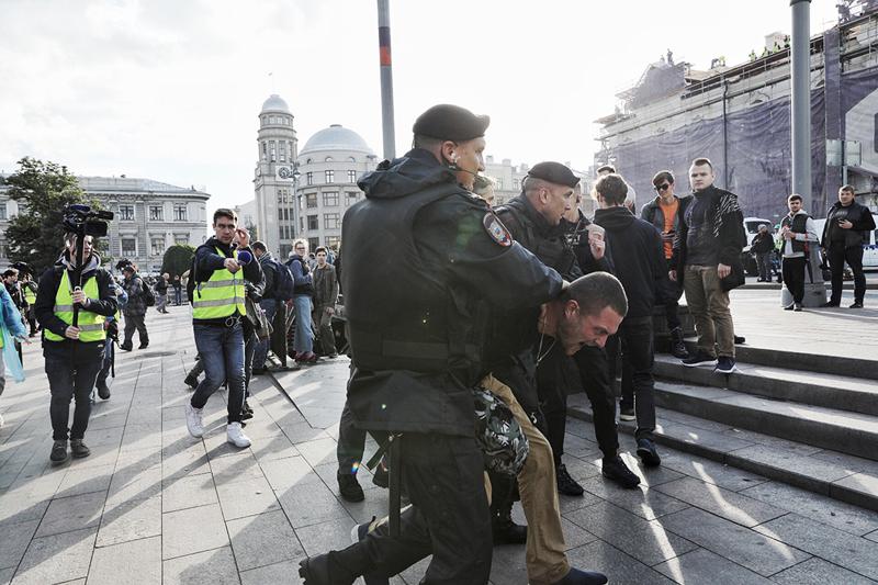 "რუსეთში რაღაც ახალი დაიწყო" - რას ელიან ექსპერტები ხალხმრავალი აქციების შემდეგ?