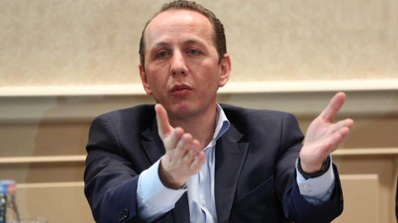 15 ათას დოლარად ღირებული ავტომობილი, 50 000-ლარიანი დანაზოგი - რა ქონებას ფლობს დიმიტრი გაბუნია