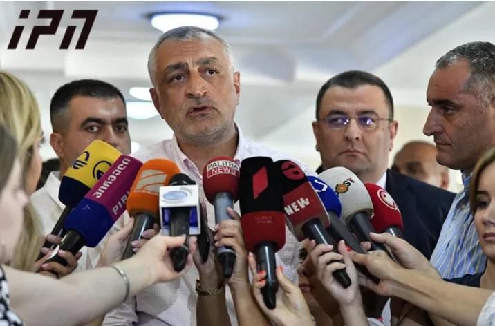 მამუკა ხაზარაძის კომენტარი სასამართლოს გადაწყვეტილების შემდეგ - "ბრძოლას გავაგრძელებ, რომ ეს ჭაობი შეიცვალოს"