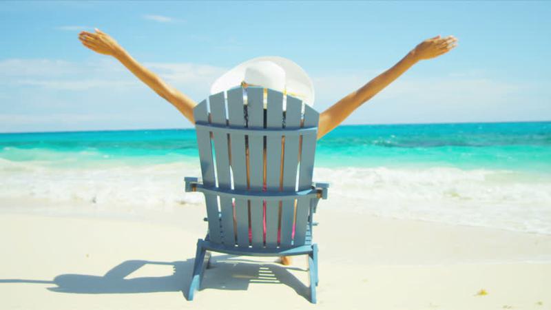 "სხეულზე შერჩენილი წვეთები საშიშია, წყლიდან ამოსვლისთანავე შეიმშრალეთ" - გინეკოლოგის რეკომენდაციები ზღვაზე დამსვენებელ ქალბატონებს