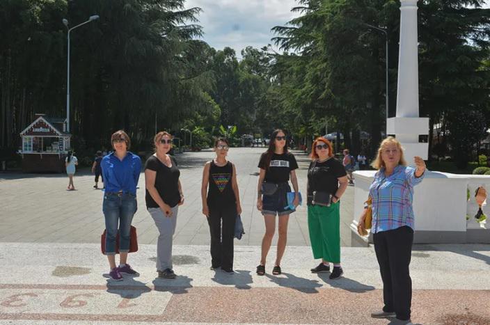 "ფორბსისა" და "კოსმოპოლიტანის" ჟურნალისტები აჭარის შესახებ სტატიებს ამზადებენ