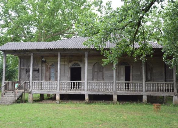 170 წლის მეგრული ოდა, რომელსაც საოცარი ისტორია აქვს - "სახლში სტუმრად იაკობ გოგებაშვილიც ყოფილა..."