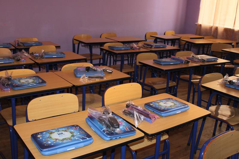 "სექტემბერში სკოლებში ახალი ბუქები შევა, რომელიც ფაქტობრივად ბუქები აღარ არის და ლამის, სრულყოფილი კომპიუტერია"