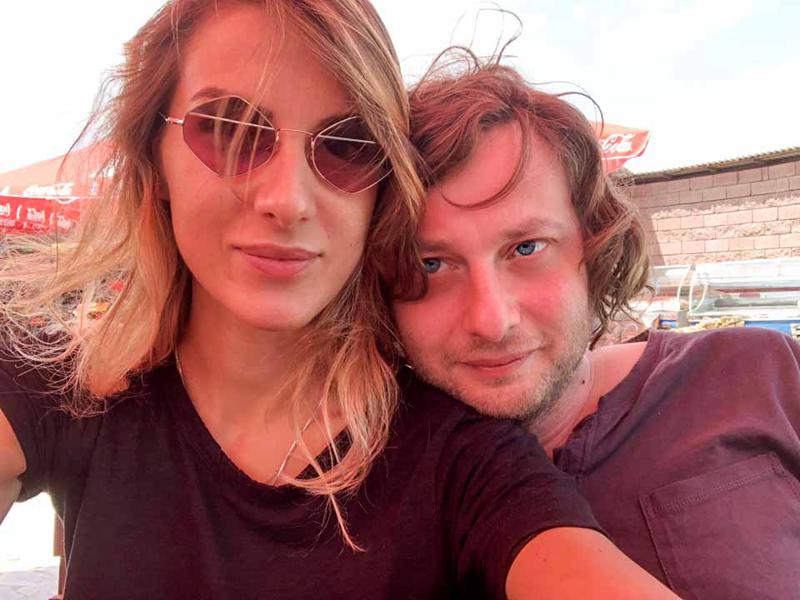 "ჩვენი ამბავი, თითქოს სახლში დაბრუნებას ჰგავს, ბავშვობაში" - როგორ დაიწყო ლიკა ევგენიძისა და ნიკა კოჩაროვის სიყვარულის ისტორია