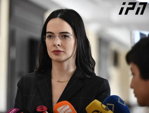 "მაქვს მტკიცებულებები, როგორ იქცევა თამთა თოდაძე ნასვამი, ის კიდევ ორ საქმეში ფიგურირებს, რომელიც ალკოჰოლური თრობიდან გამომდინარე მის ქმედებებს უკავშირდება"