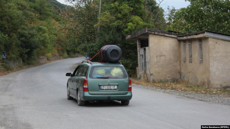 "სიკვდილ-სიცოცხლის არჩევანის წინაშე გვაყენებენ, მიგრაცია გარდაუვალია" - უვადოდ ჩაკეტილი ახალგორის გზა და ცხოვრება იზოლაცაში