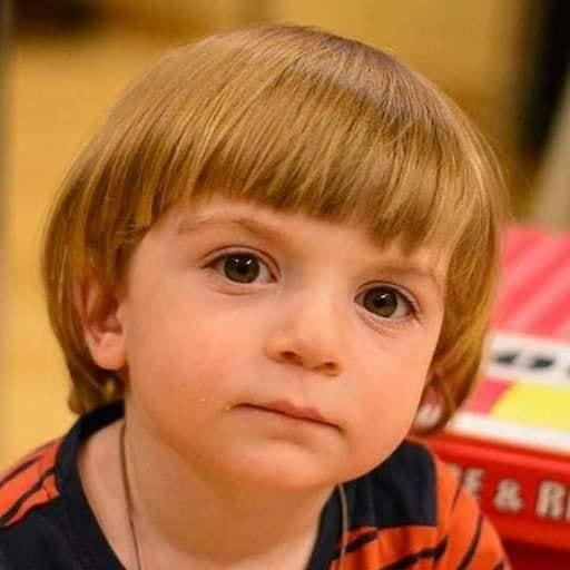 "მაღალი სიცხე დაეწყო ბიჭუნას... ვირუსი ეგონა დედას, მაგრამ ანალიზმა საშინელი შედეგი აჩვენა" - 4 წლის დემეტრე სიცოცხლისთვის იბრძვის