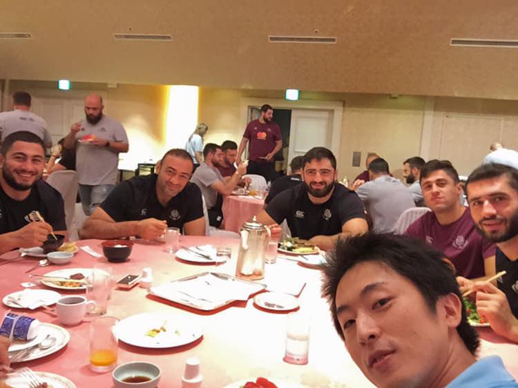 გაიცანით "ბორჯღალოსნების" იაპონელი თარჯიმანი, რომელსაც საქართველო "მონანიებამ" შეაყვარა - "ქართველი საცოლე უნდა ვიპოვო"