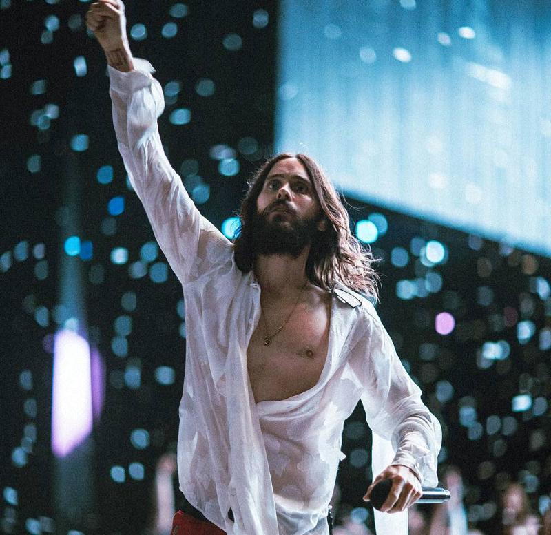 რატომ მოითხოვა ჯარედ ლეტომ საქართველოს დროშა? - ვარსკვლავის და მისი როკ-ჯგუფის ვიზიტის უცნობი დეტალები