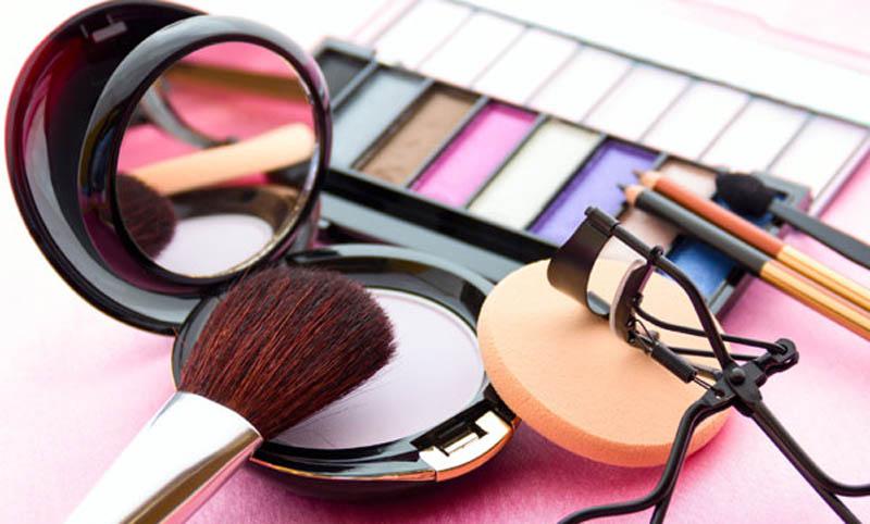 პარფიუმერული პროდუქტები საქართველოში, რომლებშიც მავნე ნივთიერებები აღმოაჩინეს - გაეცანით სიას