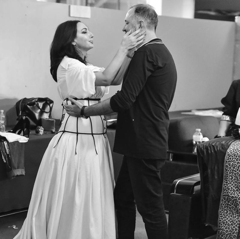 "ჩემი ლედი" - ლელა წურწუმიას და "მამულიჩას" ემოციური ფოტო კონცერტის კულისებიდან