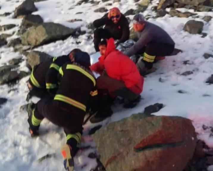 მაშველებმა ჯუთას მწვერვალზე დაშავებული საქართველოს ორი მოქალაქე გადაარჩინეს