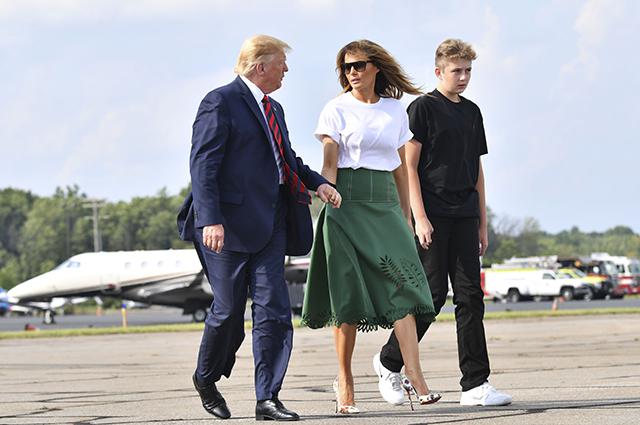 მელანია ტრამპი, სავარაუდოდ, ვიქტორია ბექჰემს ბაძავს