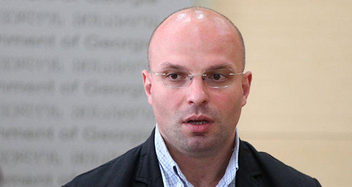 შინაგან საქმეთა მინისტრის მოადგილედ უზენაესი სასამართლოს თავმჯდომარის აწ უკვე ყოფილი მოადგილე შალვა თადუმაძე დაინიშნა