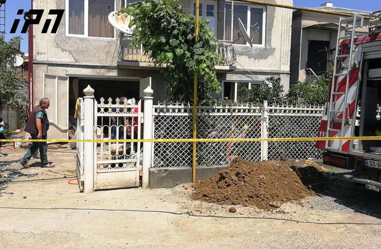 ზუგდიდში მაშველები ჭიდან 70 წლამდე მამაკაცის ამოყვანას ცდილობენ