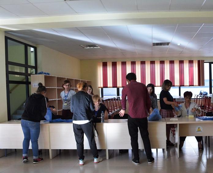 ორი აბიტურიენტი გამოცდიდან მოხსნეს - "ერთის ნაცვლად გამოცდაზე სხვა პირი ცდილობდა შესვლას, მეორეს მობილური მალულად შეჰქონდა"