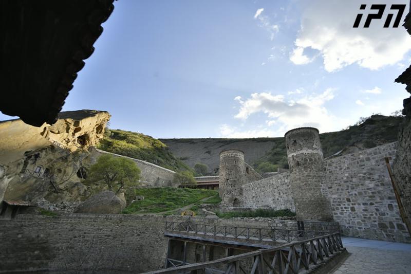 დეკანოზი ანდრია ჯაღმაიძე საქართველოს სახელმწიფო საზღვრების დემარკაციის სამთავრობო ყოფილი კომისიის მუშაობას "მოღალატეობრივად" აფასებს