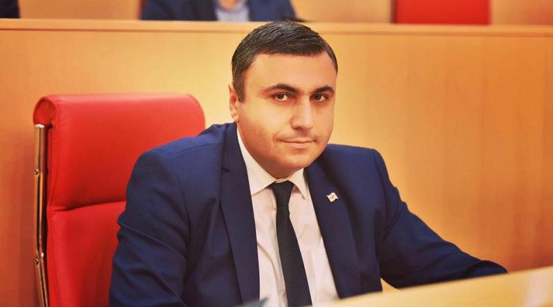 4 ბინა, მიწის ნაკვეთი და დახარჯული 210 000 დოლარი - ნახეთ, რა ქონება შეიძინა დეპუტატმა 1 წლის განმავლობაში