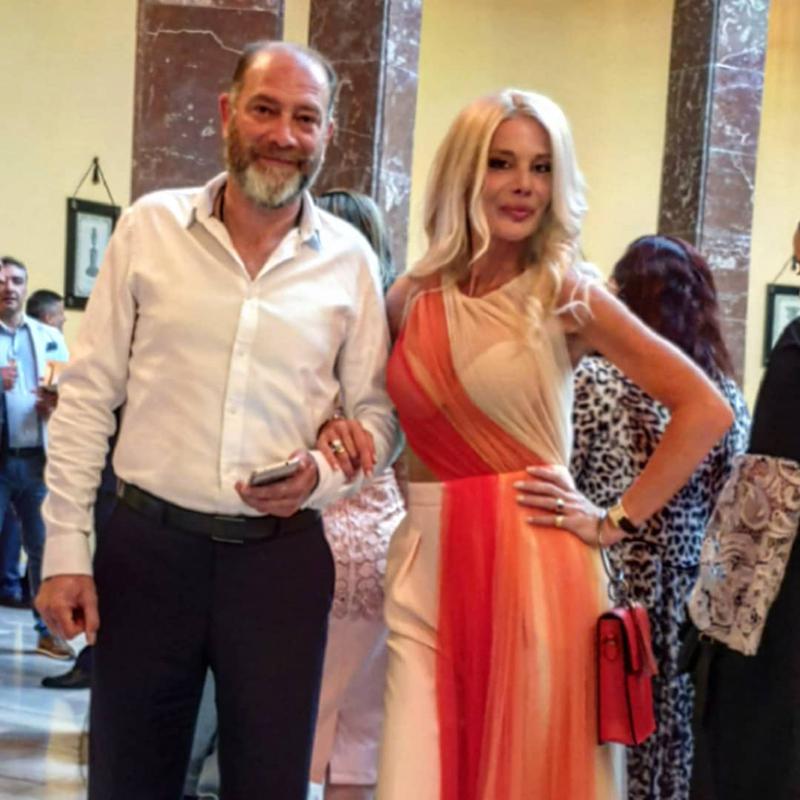 "ქმარს და ქვეყანას არ ვიცვლი, ტანსაცმელიც აღარ შევცვალო?!" - ნინო კუზანოვა ნოე სულაბერიძის ქორწილში ცნობილი დიზაინერის კაბაში ბრწყინავდა