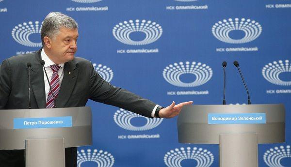 დებატები "ცარიელ" ტრიბუნასთან - პეტრო პოროშენკოსა და ვლადიმერ ზელენსკის "დუელი" ვერ შედგა