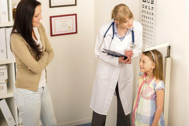 პროფესორი გირჩევთ, როგორ შეუწყოთ ხელი ბავშვის სიმაღლეში ზრდას - სიმაღლისა და წონის ნორმები მოზარდი გოგონებისა და ბიჭებისთვის