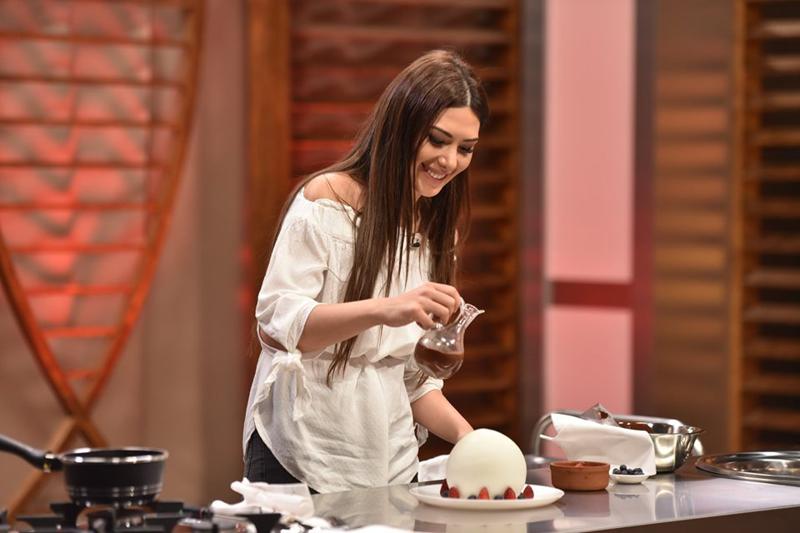 "დესერტების დედოფალი" თათია თექთურმანიძე: „ნებისმიერ ქვეყანაში ვაპირებდი წასვლას, ოღონდ „მასტერშეფში“ მიმეღო მონაწილეობა“