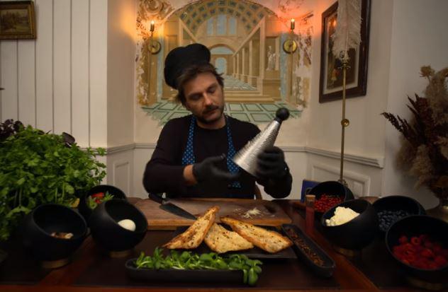 კონსტანტინე თედელურის გულახდილი პასუხები - "მასტერშეფის" რომელ კონკურსანტს უწოდებს დიასახლისს და ვინ გაუცრუა იმედები შეფს