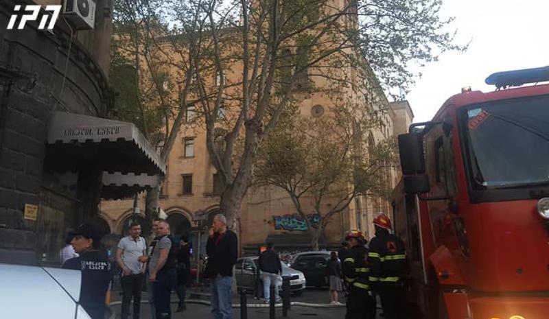 "ხინკლის სახლში" ხანძარი ლოკალიზებულია