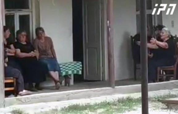 "ეჭვიანობის მოტივი აბსურდია, მას ფსიქოლოგიური პრობლემები ჰქონდა" - ახლობლები აგარაში მომხდარი მკვლელობის დეტალებზე საუბრობენ