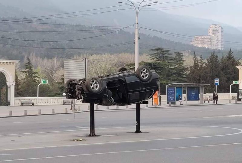 შსს-მ "ამოყირავებული მანქანების" დემონტაჟი დაიწყო