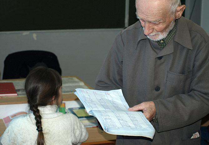 საპენსიო ასაკის მასწავლებლებზე ჯილდოს სახით თანხების გაცემა აგვისტო-სექტემბერში დაიწყება