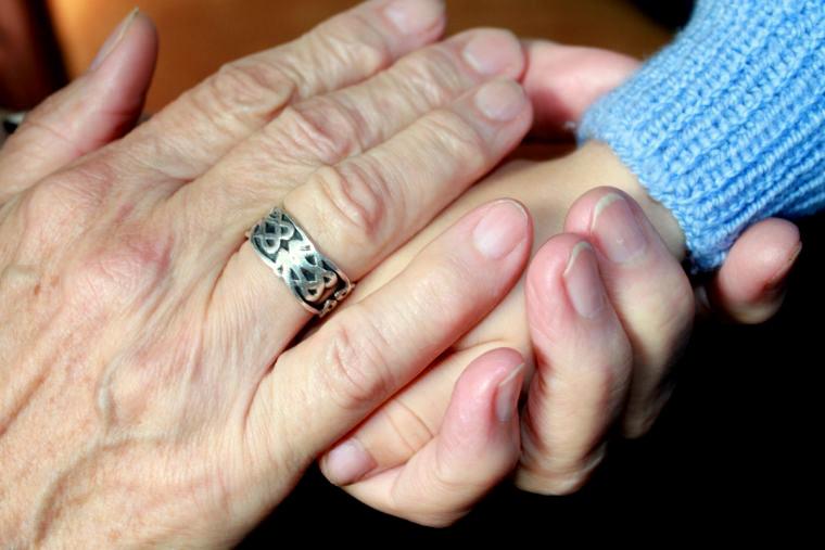 სიყვარული ბებიასა და შვილიშვილს შორის - სამუდამოა