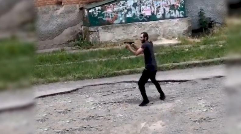 ტოტალიზატორში წაგების გამო, ვლადიკავკაზში ცხინვალის ე.წ. საფეხბურთო ნაკრების წევრებს ფიზიკურად დაუპირისპირდნენ, იყო გასროლაც