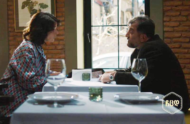 "აეროპორტში ქალმა მითხრა: შე ბინძურო, რას ერჩი, იმ ანგელოზივით ქალსო" - რას ჰყვება "ჩცდ"-ს მსახიობი, რომელმაც სერიალში მაკა ანჯაფარიძის ცხოვრება შეცვალა