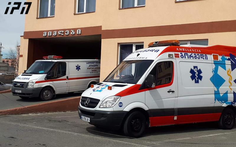 უბედური შემთხვევა გორის რაიონში - მამა 2 წლის შვილს მანქანით დაეჯახა