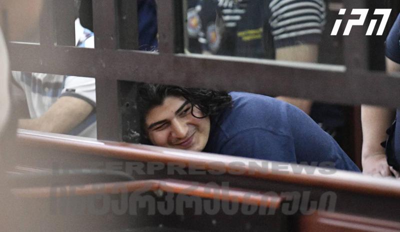 მიხეილ კალანდიას პატიმრობა შეეფარდა - ფოტოები სასამართლოდან