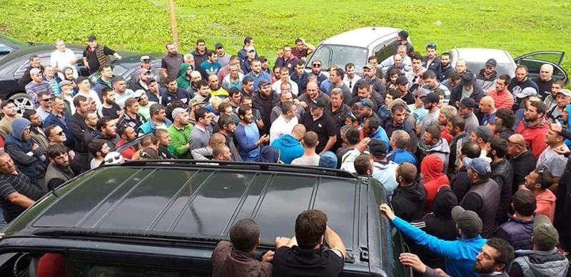 ყაზბეგში ადგილობრივებმა ფესტივალ Mountain Set-ის ტერიტორია დაარბიეს - ინციდენტის დეტალები და ყაზბეგის მერის კომენტარი